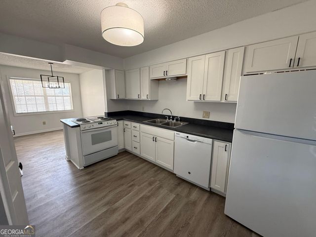 109 Courtyard Drive, Thomasville, GA 31757