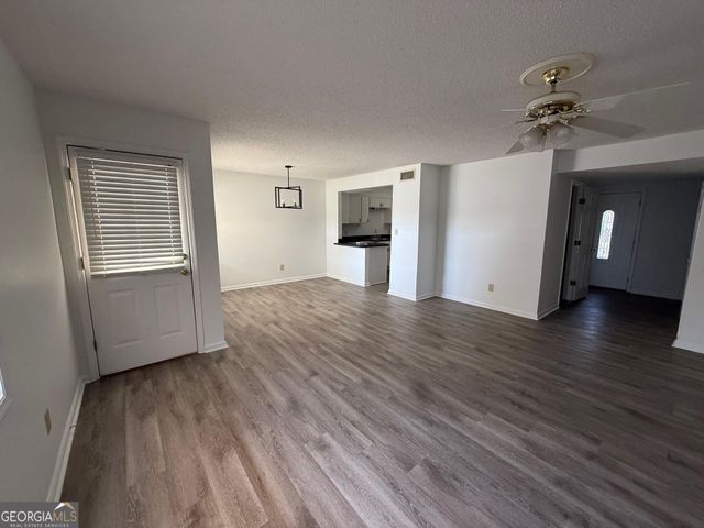 109 Courtyard Drive, Thomasville, GA 31757