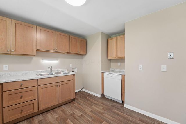 1475 Goss Place, Reynoldsburg, OH 43068