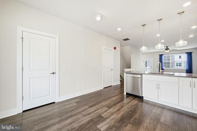 127 GASLIGHT ALLEY, Bensalem, PA 19020