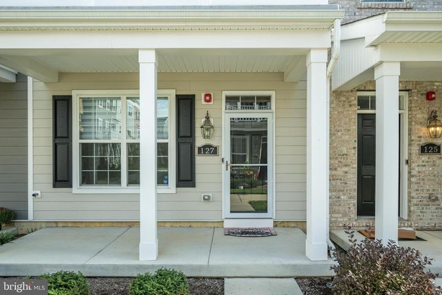 127 GASLIGHT ALLEY, Bensalem, PA 19020