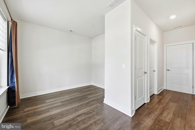 127 GASLIGHT ALLEY, Bensalem, PA 19020