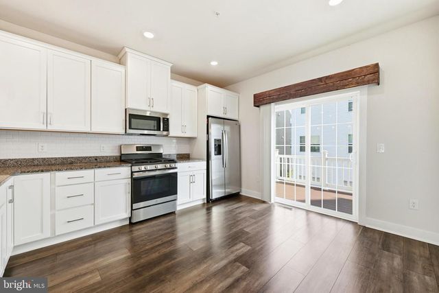 127 GASLIGHT ALLEY, Bensalem, PA 19020