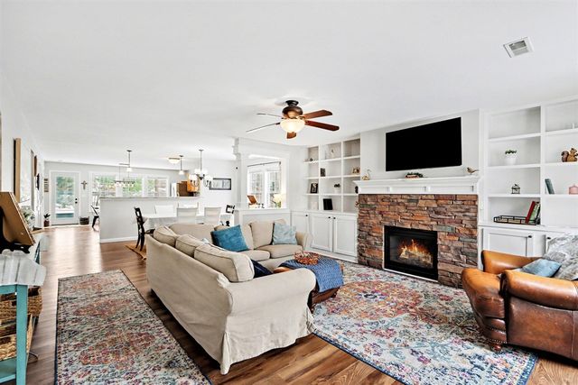 656 Cliffwood Avenue, Portage, MI 49002