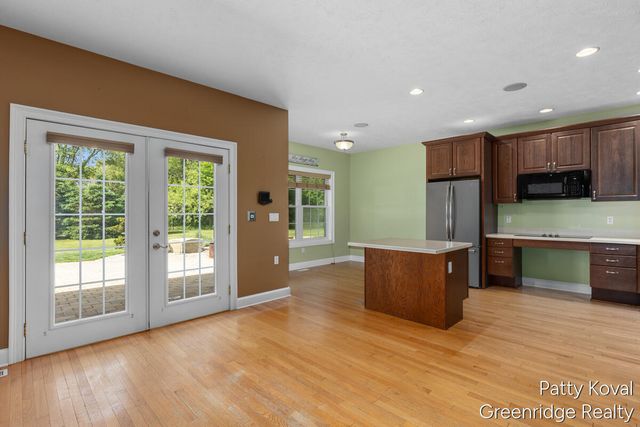 4454 Foxmoor Court, Middleville, MI 49333