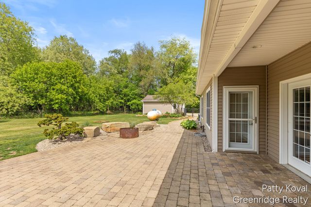 4454 Foxmoor Court, Middleville, MI 49333