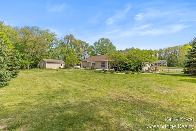 4454 Foxmoor Court, Middleville, MI 49333