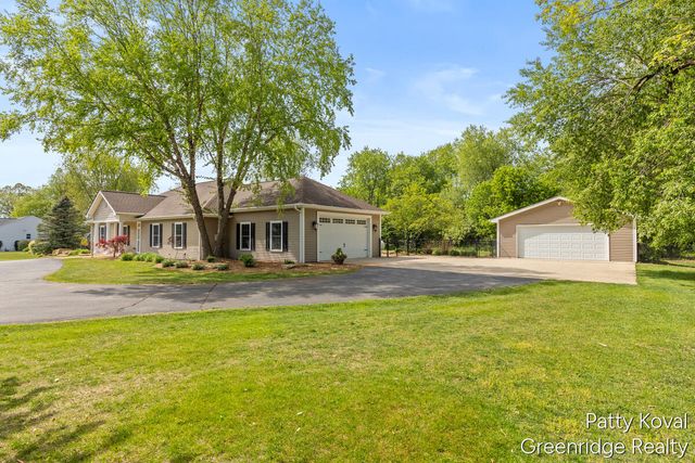 4454 Foxmoor Court, Middleville, MI 49333