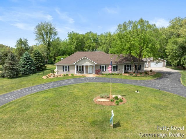 4454 Foxmoor Court, Middleville, MI 49333