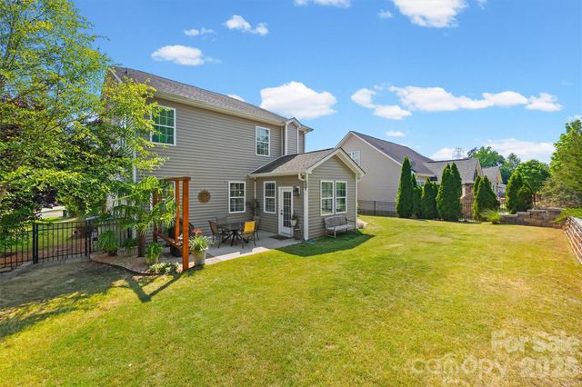 299 Annatto Way, Tega Cay, SC 29708