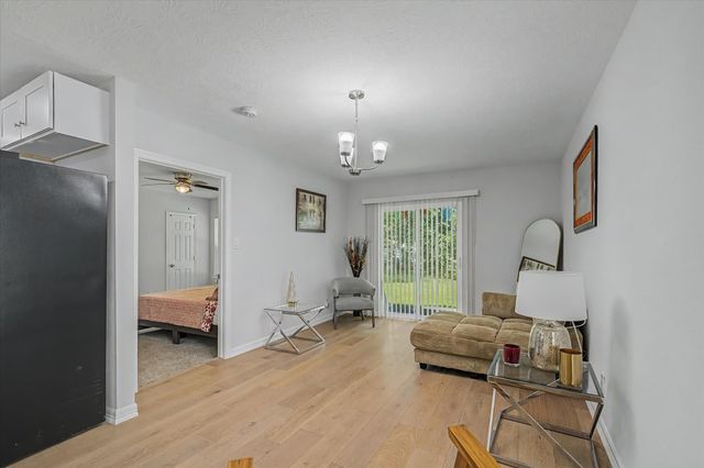 6834 New York Street, Houston, TX 77021