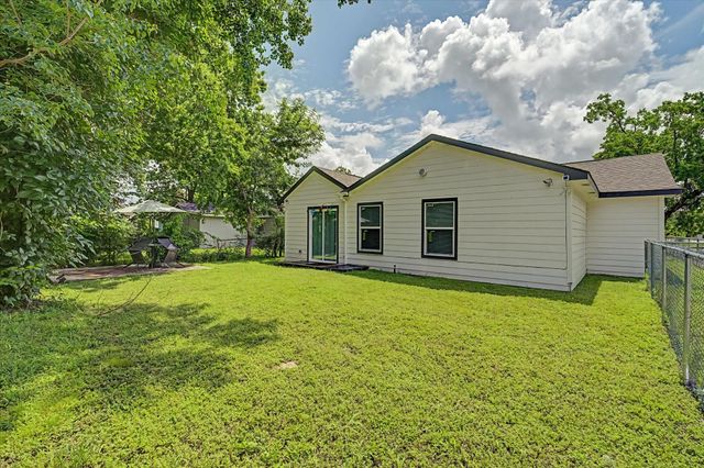 6834 New York Street, Houston, TX 77021
