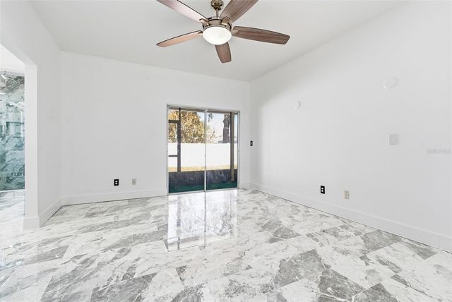 905 CLEARCREEK DRIVE, Tampa, FL 33613