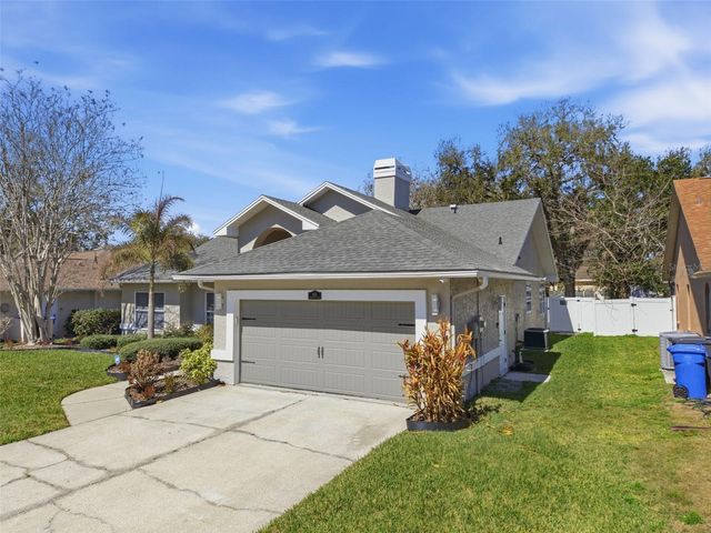 905 CLEARCREEK DRIVE, Tampa, FL 33613