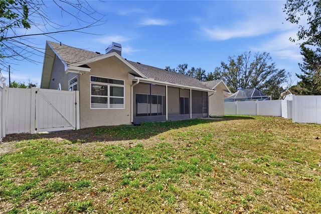 905 CLEARCREEK DRIVE, Tampa, FL 33613