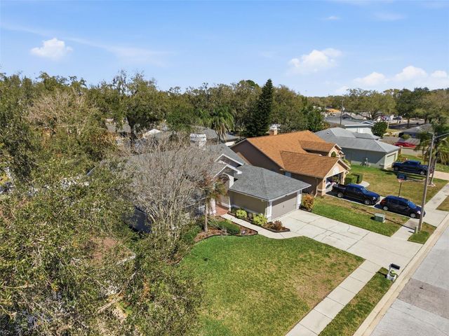 905 CLEARCREEK DRIVE, Tampa, FL 33613