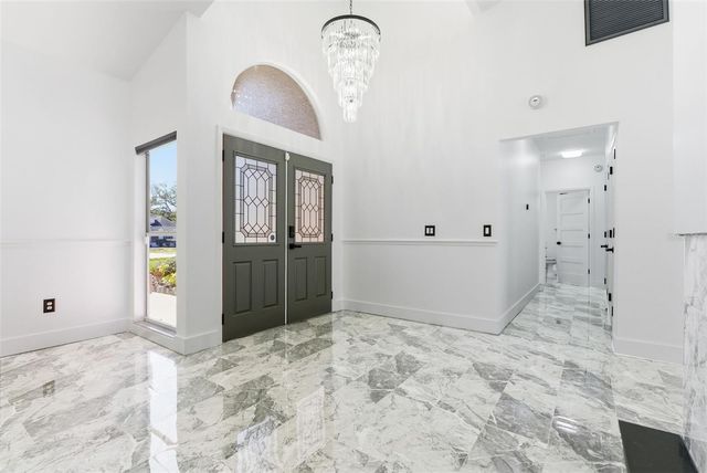 905 CLEARCREEK DRIVE, Tampa, FL 33613