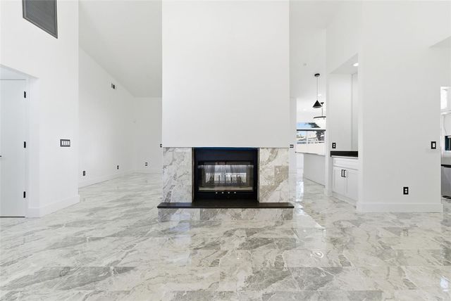 905 CLEARCREEK DRIVE, Tampa, FL 33613