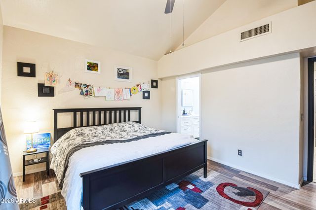 4284 W Park Avenue, Chandler, AZ 85226