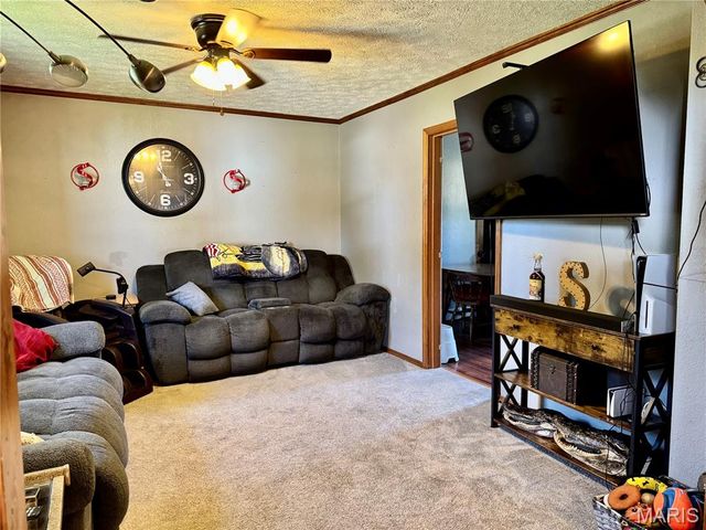 6015 State Route 4, Mascoutah, IL 62258