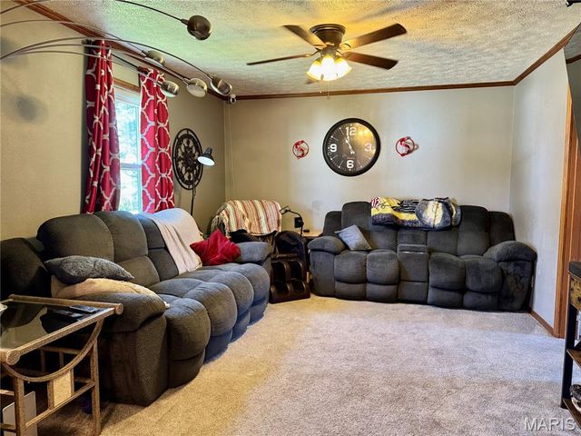 6015 State Route 4, Mascoutah, IL 62258