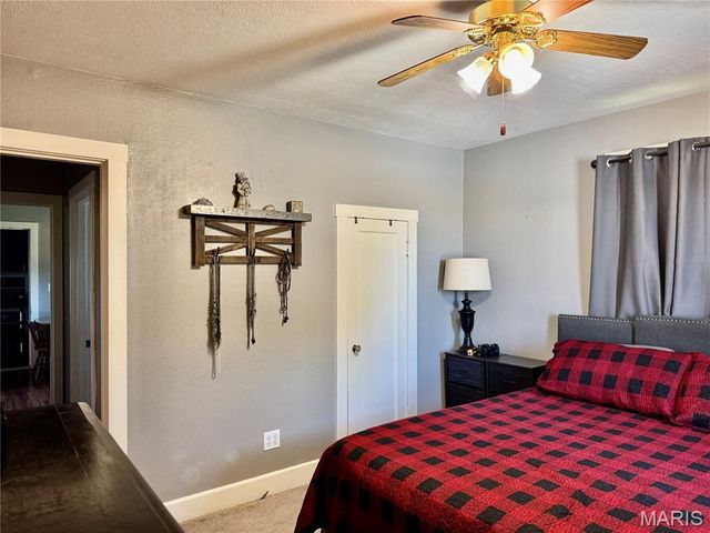 6015 State Route 4, Mascoutah, IL 62258