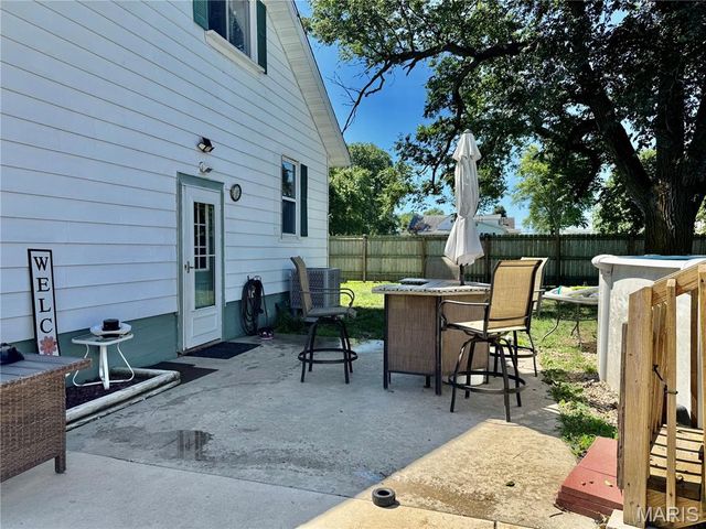 6015 State Route 4, Mascoutah, IL 62258
