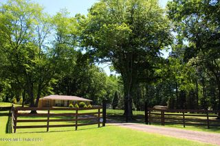 2934 Red Banks Road, Byhalia, MS 38611