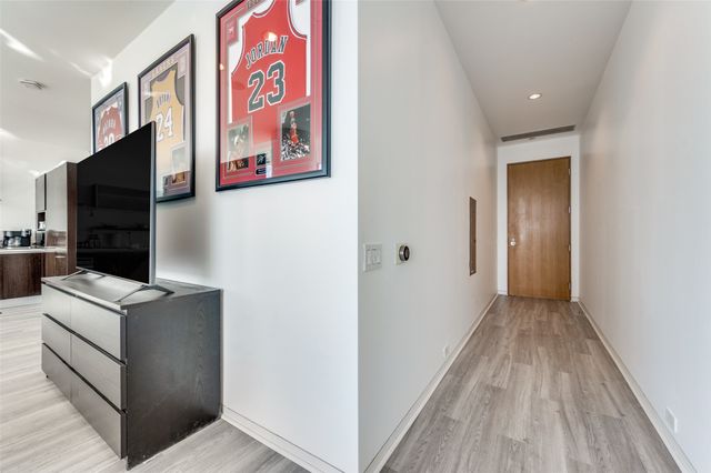 2430 Victory Park Lane 2601, Dallas, TX 75219