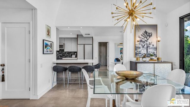 2964 E Orella Circle, Palm Springs, CA 92264