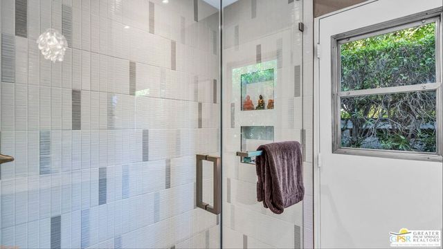 2964 E Orella Circle, Palm Springs, CA 92264