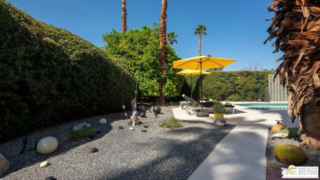 2964 E Orella Circle, Palm Springs, CA 92264