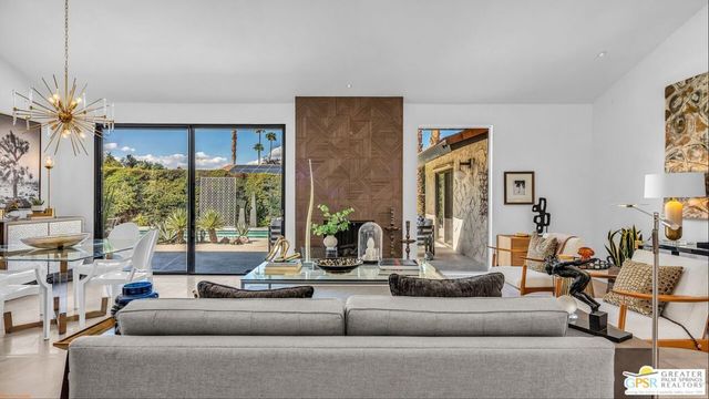 2964 E Orella Circle, Palm Springs, CA 92264