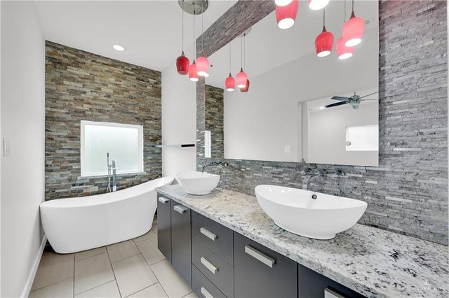 6732 N 4th Street, Mcallen, TX 78504