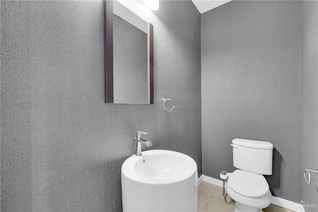 6732 N 4th Street, Mcallen, TX 78504