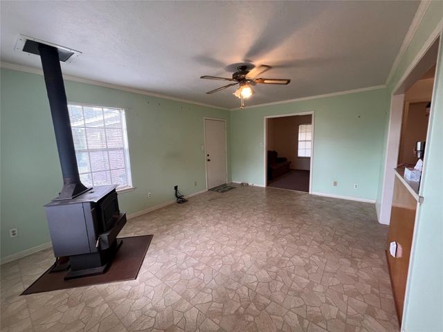1475 Cr 16, Altair, TX 77412