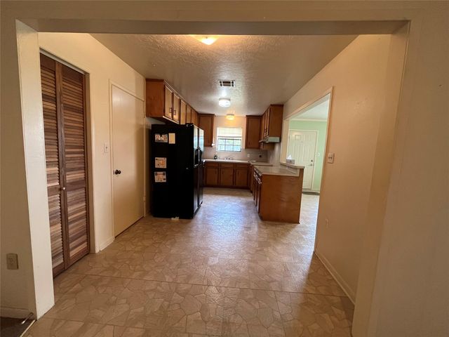 1475 Cr 16, Altair, TX 77412