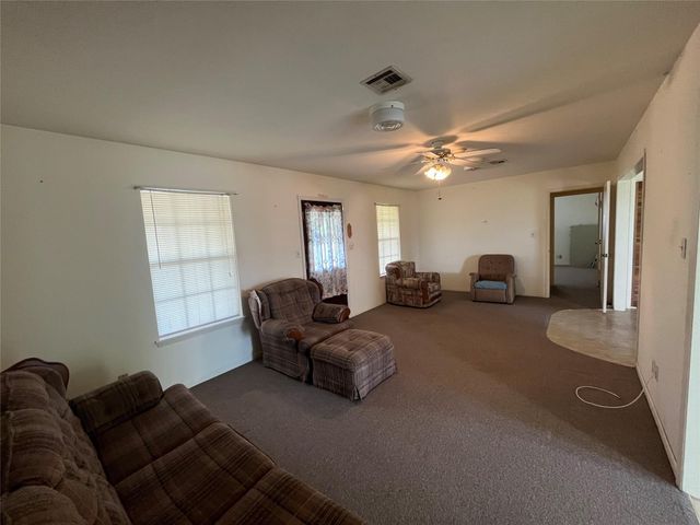 1475 Cr 16, Altair, TX 77412