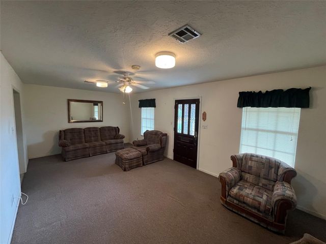 1475 Cr 16, Altair, TX 77412