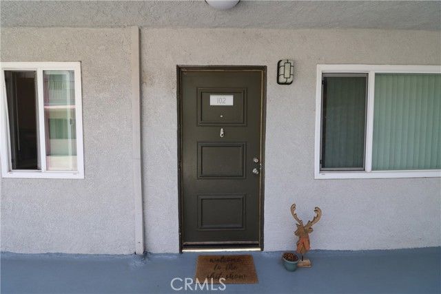 525 S Shelton Street 102, Burbank, CA 91506