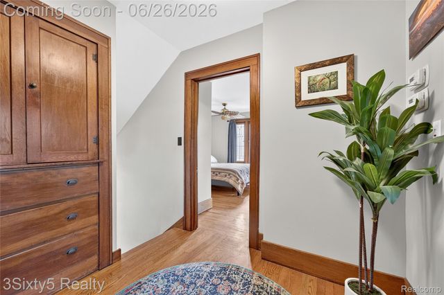 2920 Riverside Drive, Trenton, MI 48183