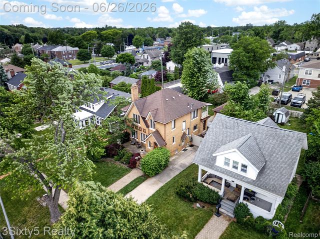 2920 Riverside Drive, Trenton, MI 48183