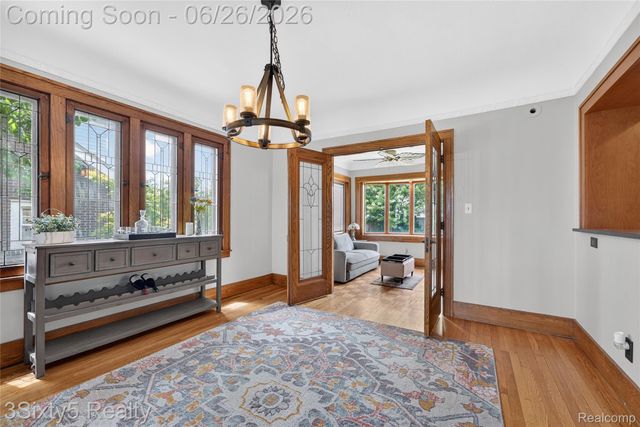 2920 Riverside Drive, Trenton, MI 48183