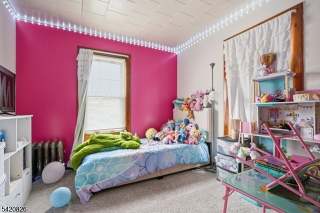 923 Kilsyth Rd, Elizabeth City, NJ 07208