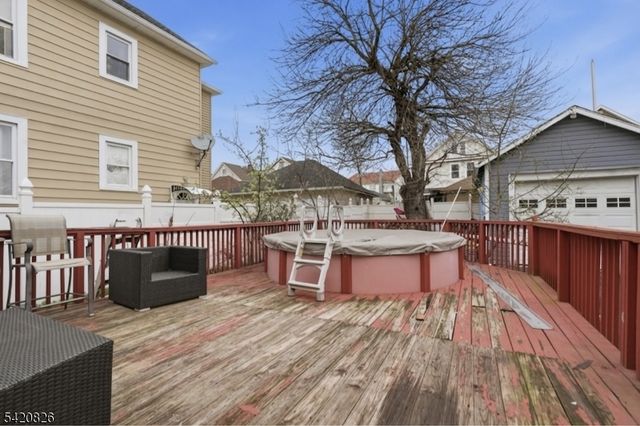 923 Kilsyth Rd, Elizabeth City, NJ 07208