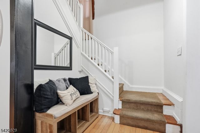 923 Kilsyth Rd, Elizabeth City, NJ 07208