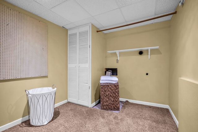 1006 Twin Oaks Dr, White Bluff, TN 37187