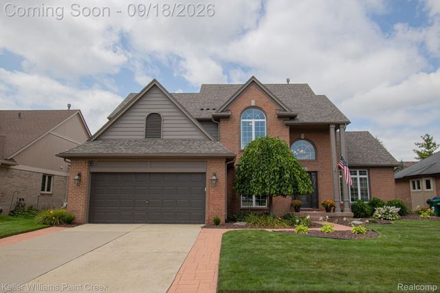 48583 Village Drive, Macomb Township, MI 48044