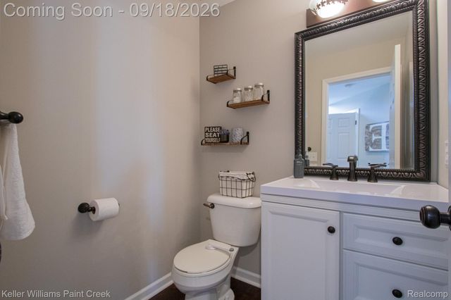 48583 Village Drive, Macomb Township, MI 48044