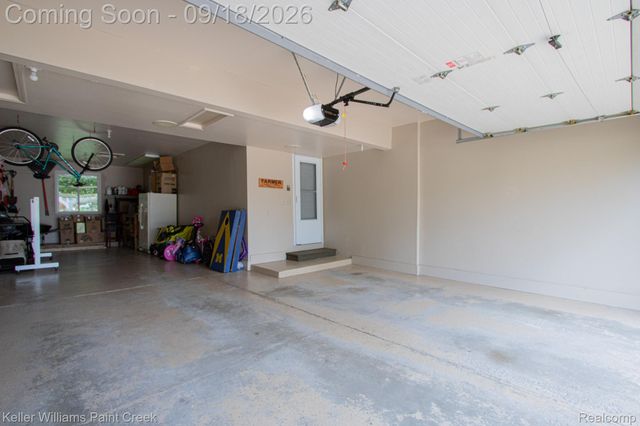 48583 Village Drive, Macomb Township, MI 48044